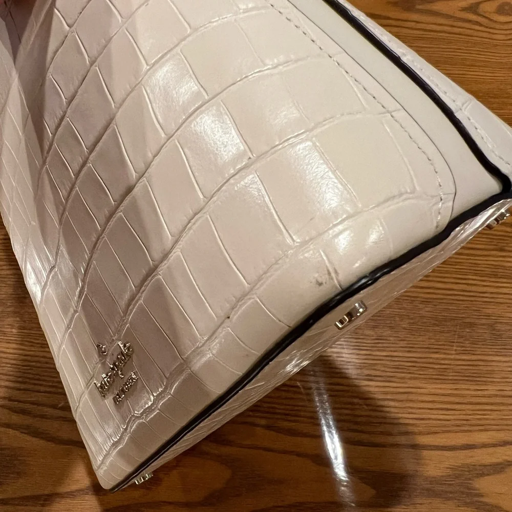 Kate Spade Cream Croc-Embossed Shoulder Bag - Picture 10 of 11